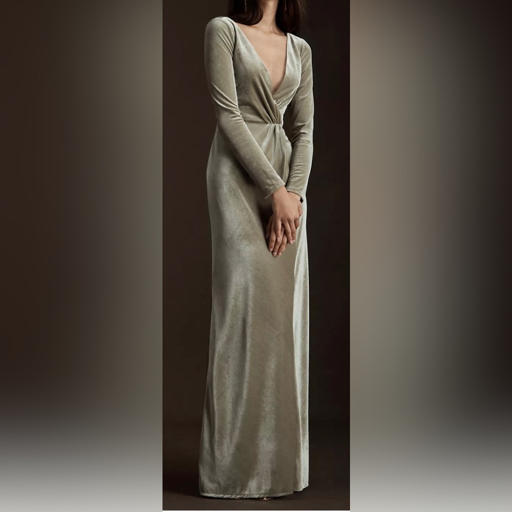 Jenny Yoo Ryland V-Neck Long-Sleeve Open-Back Stretch Velvet Gown